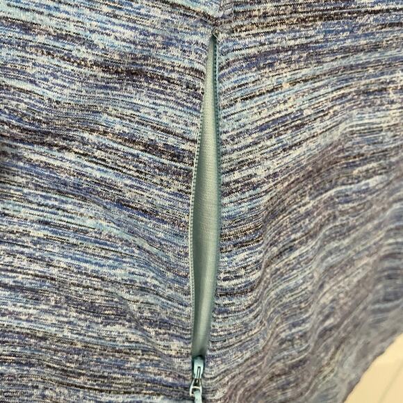 Lululemon Runderful Long Sleeve - Sapphire Blue - size 6 - Picture 6 of 7